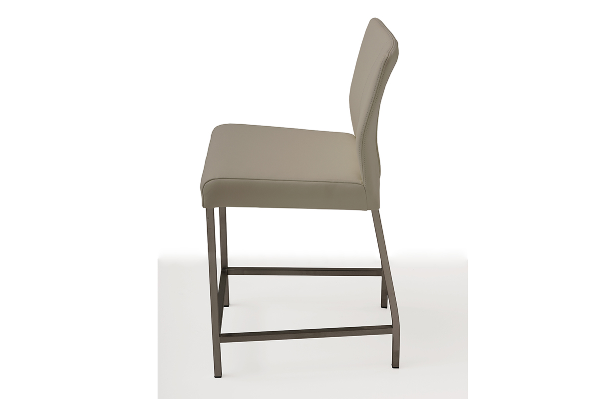 Krzesło barowe Salma 09-100- na nogach ze stali nierdzewnej