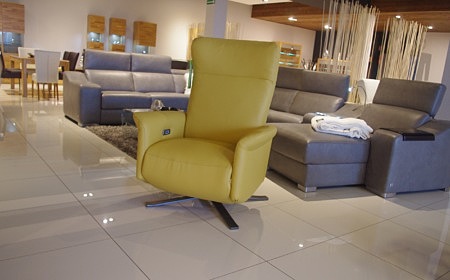 Fotel zółty z relaxem