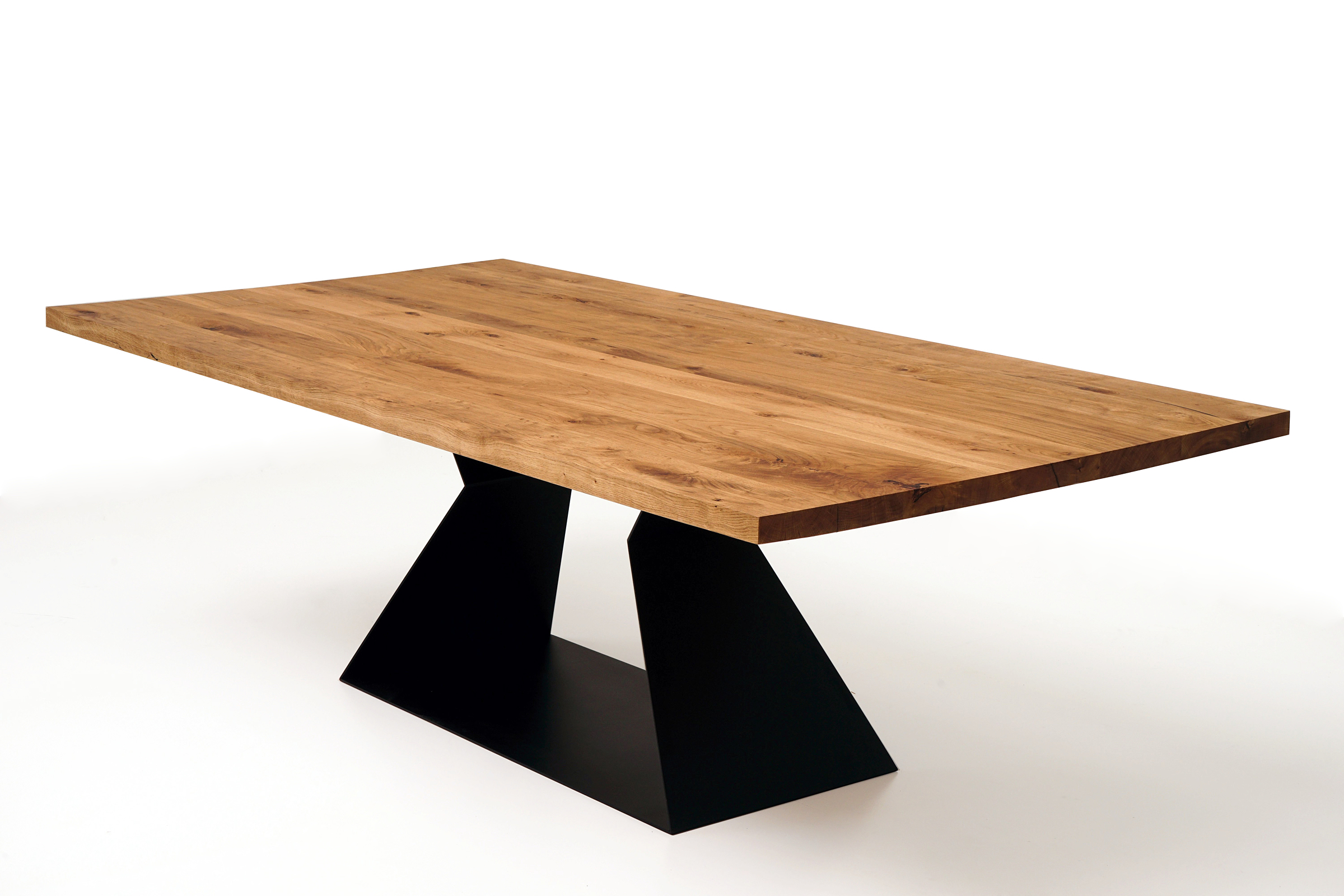 A9 stół z litym drewnianym blatem i metalową nogą z blachy