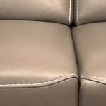 Infinity detal wykonania wygodnego siedziska sofy