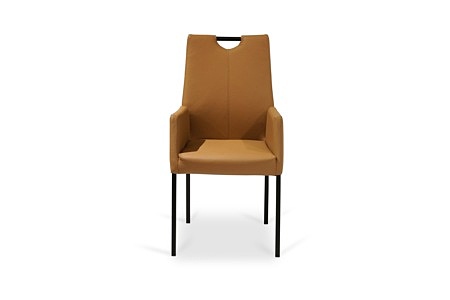 Krzesło z rączką na czarnych nogach, wykonany z naturalnej skóry włoskiej w rudym kolorze