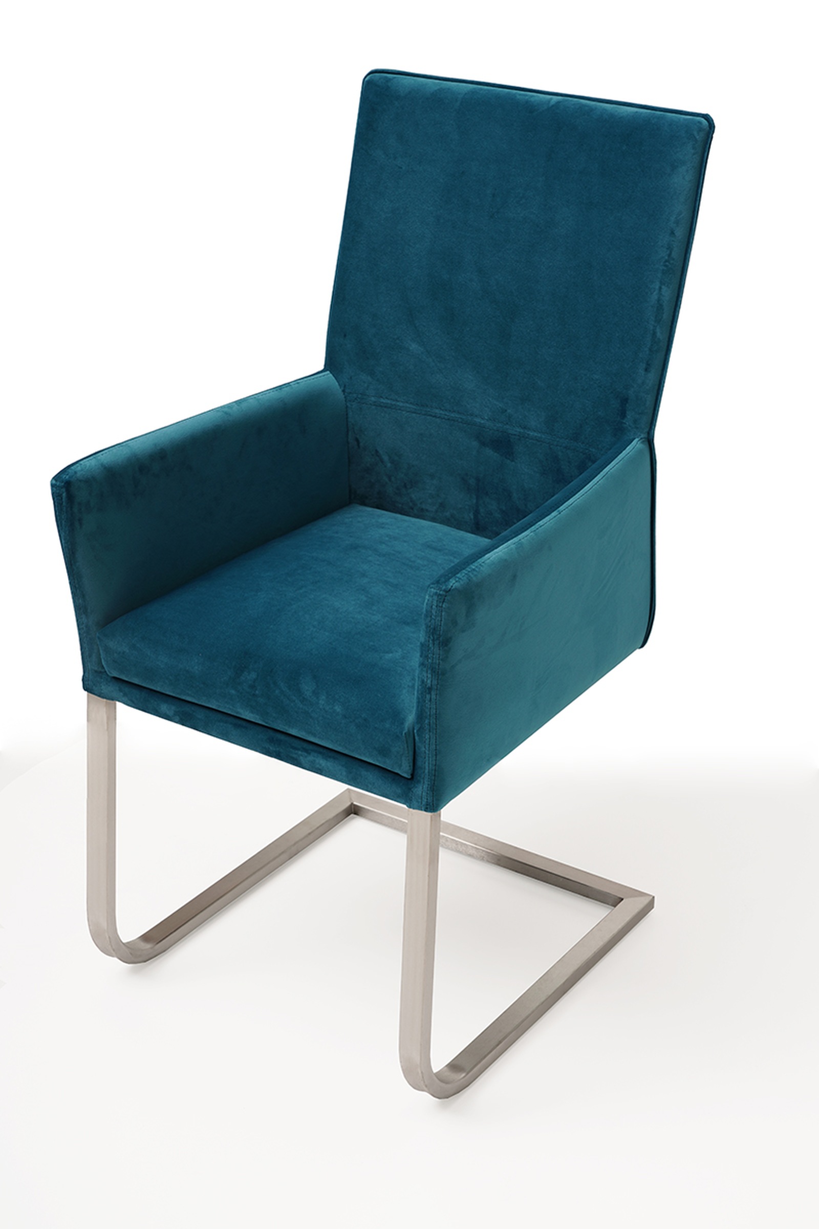 Tapicerowane krzesło z metalowymi płozami z podłokietikami 03