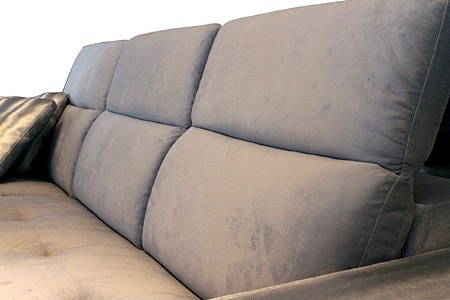 Drift - detal wykonania oparcia w nowoczesnej sofie, wygodne poduszki na oparciu zapewniają maksymalną wygodę wypoczynku