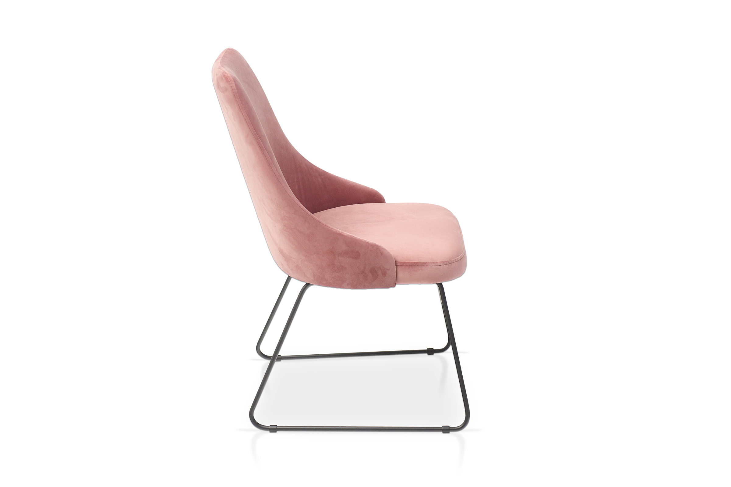 Wygodne i stabilne krzesło tc k-03 w pięknym kolorze różu z tkaniny hydrofobowej odpornej na zaplamienia