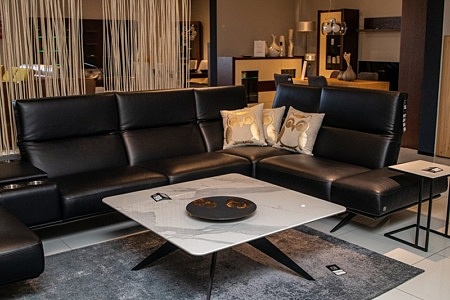 Sofa w nowoczesnym stylu do salonu