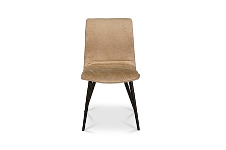 Profilowane krzesło na metalowych nogach wykonane z jasnej tkaniny